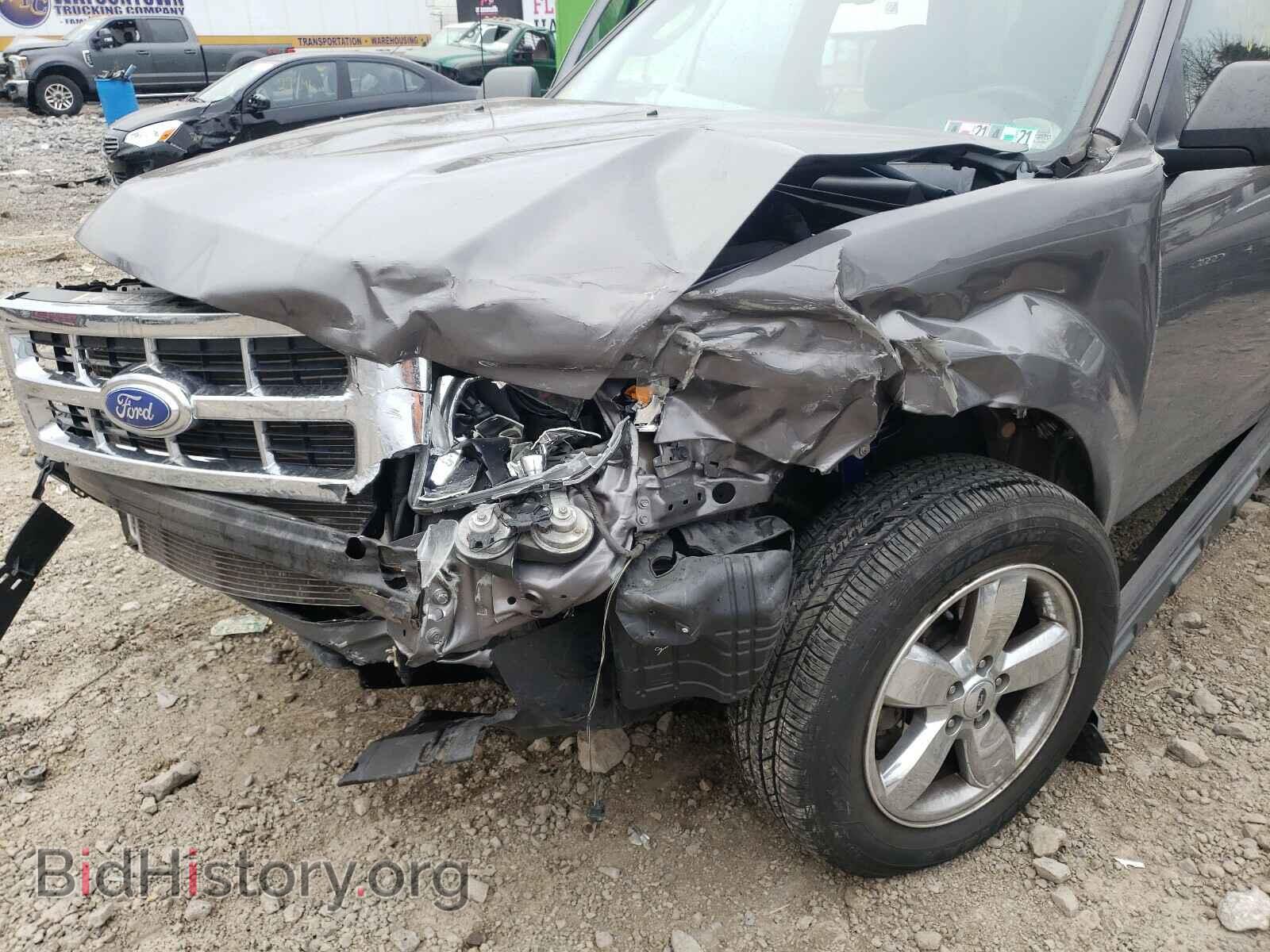 2011 FORD ESCAPE - VIN: 1FMCU0D73BKC08255 - Фото 9