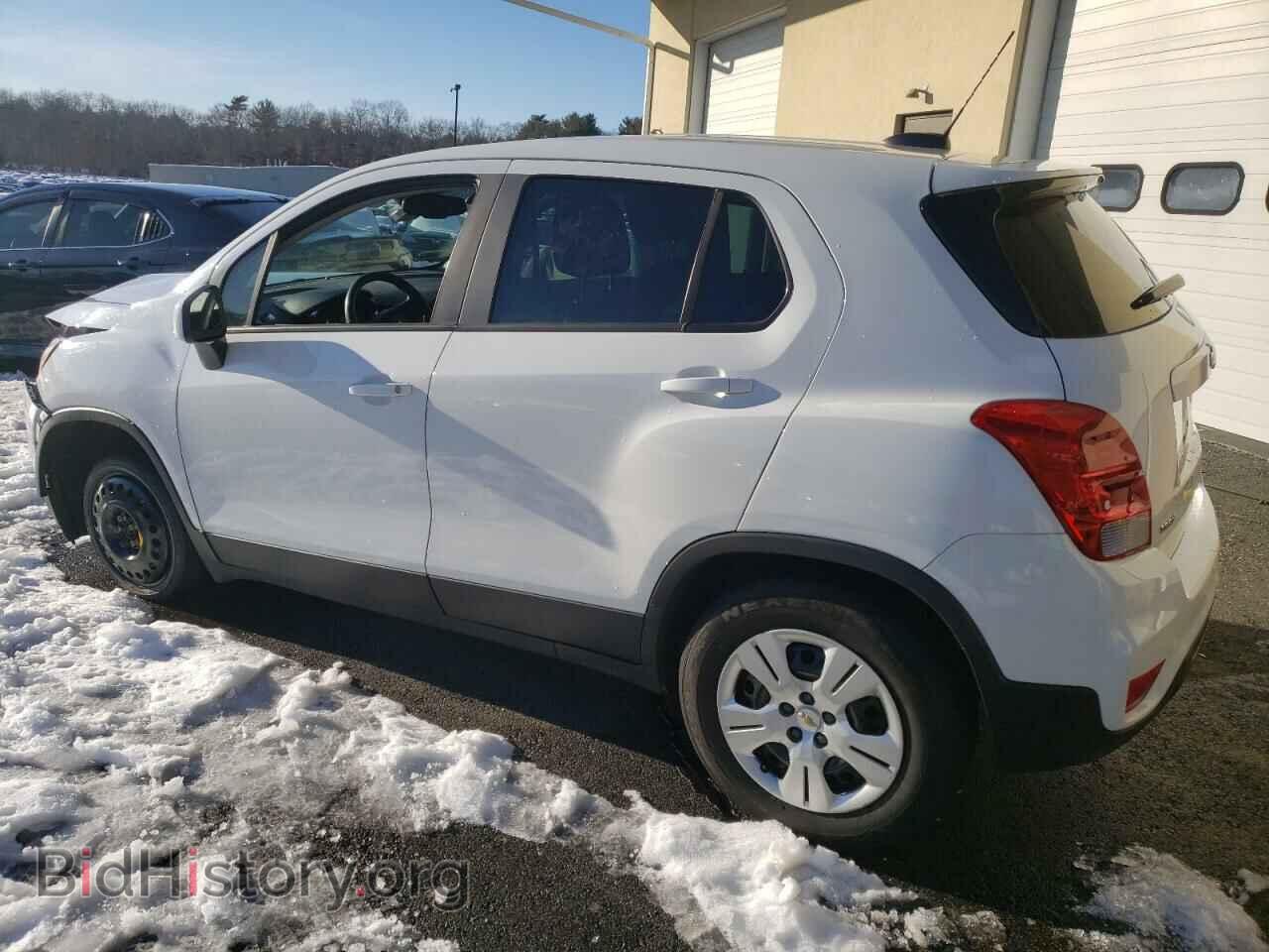 2018 CHEVROLET TRAX - VIN: KL7CJKSB1JB721824 - Фото 2