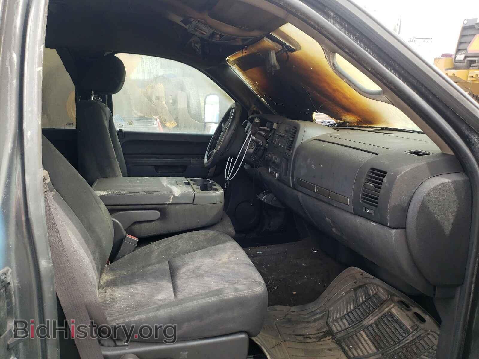 2011 GMC SIERRA - VIN: 1GTR2VE38BZ261361 - Фото 5