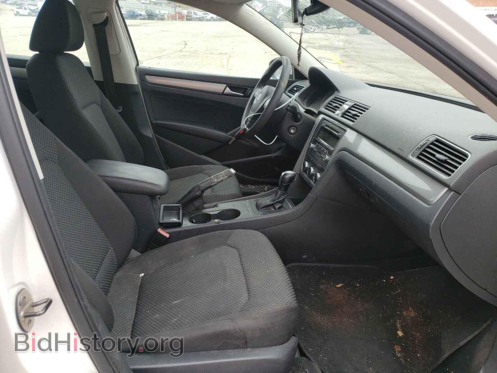 2012 VOLKSWAGEN PASSAT - VIN: 1VWAP7A38CC068452 - Фото 5
