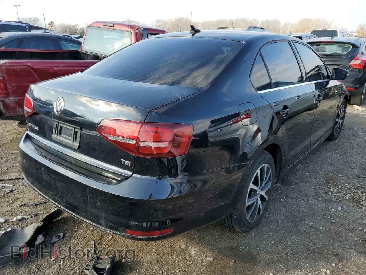 2017 VOLKSWAGEN JETTA - VIN: 3VWDB7AJ7HM251003 - Фото 3