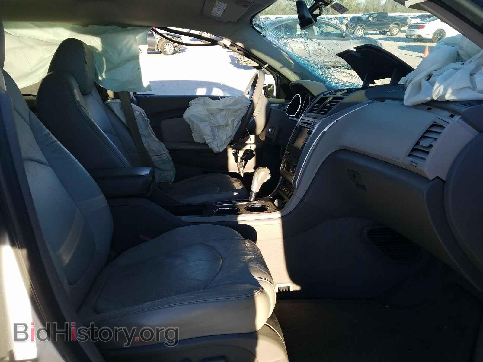 2011 CHEVROLET TRAVERSE - VIN: 1GNKRJED2BJ319954 - Фото 5