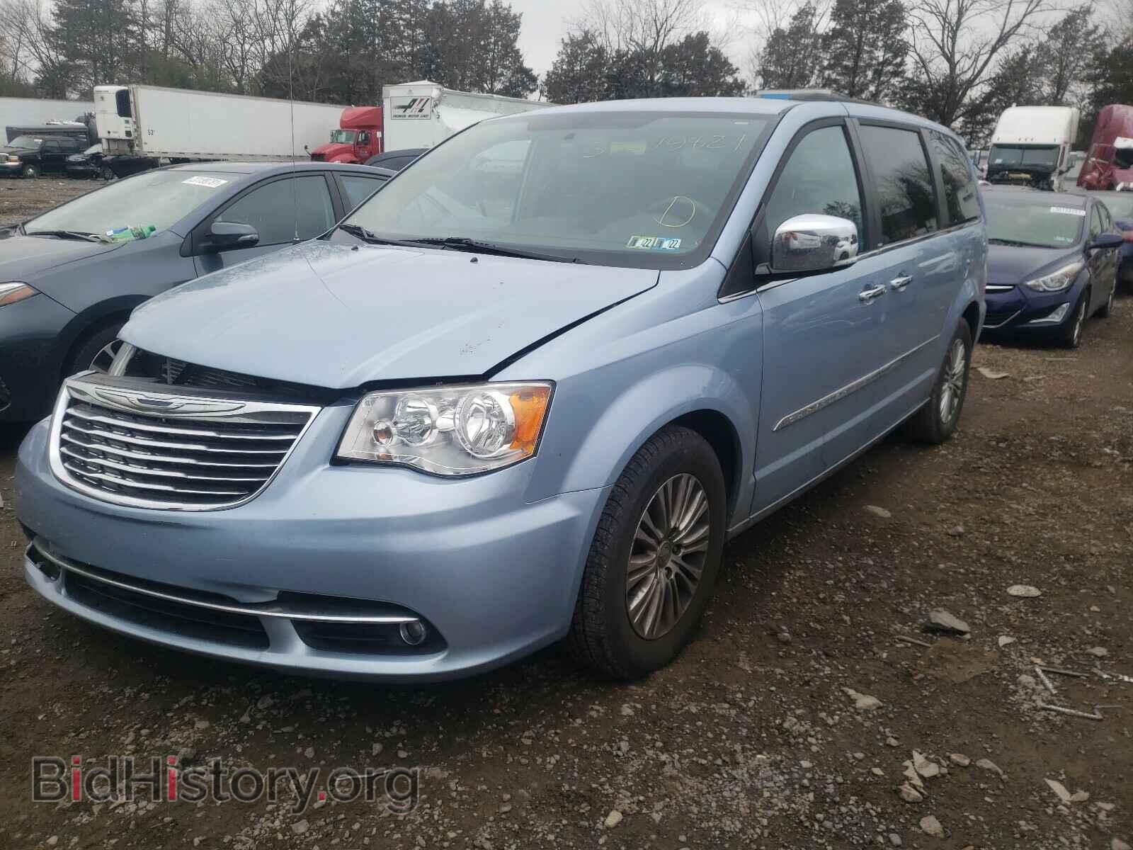 2013 CHRYSLER MINIVAN - VIN: 2C4RC1CG0DR614720 - Photo 2