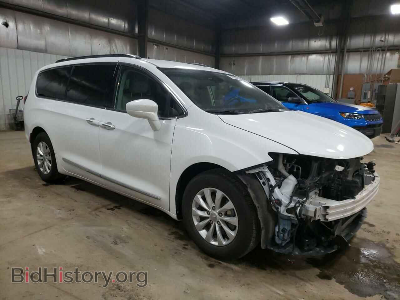 2017 CHRYSLER PACIFICA - VIN: 2C4RC1BGXHR720230 - Photo 4