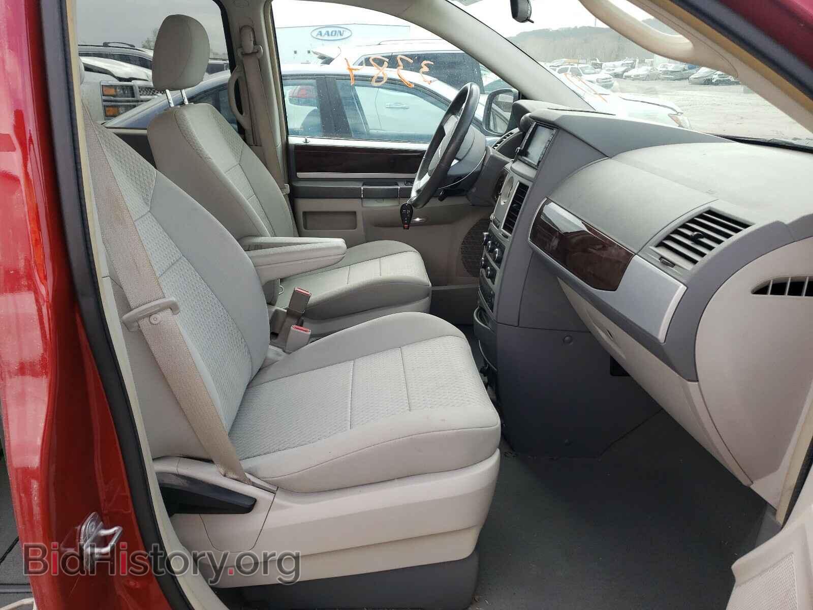 2010 CHRYSLER MINIVAN - VIN: 2A4RR5D17AR136415 - Фото 5