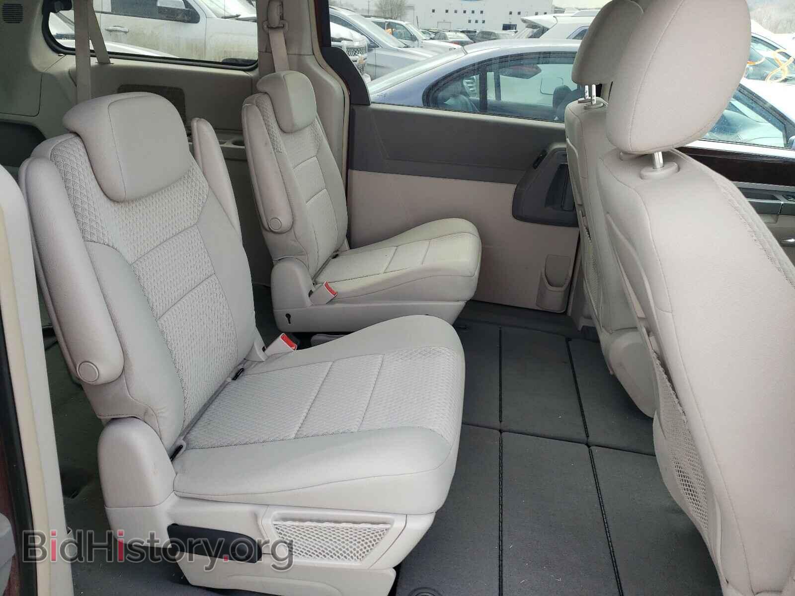 2010 CHRYSLER MINIVAN - VIN: 2A4RR5D17AR136415 - Фото 6