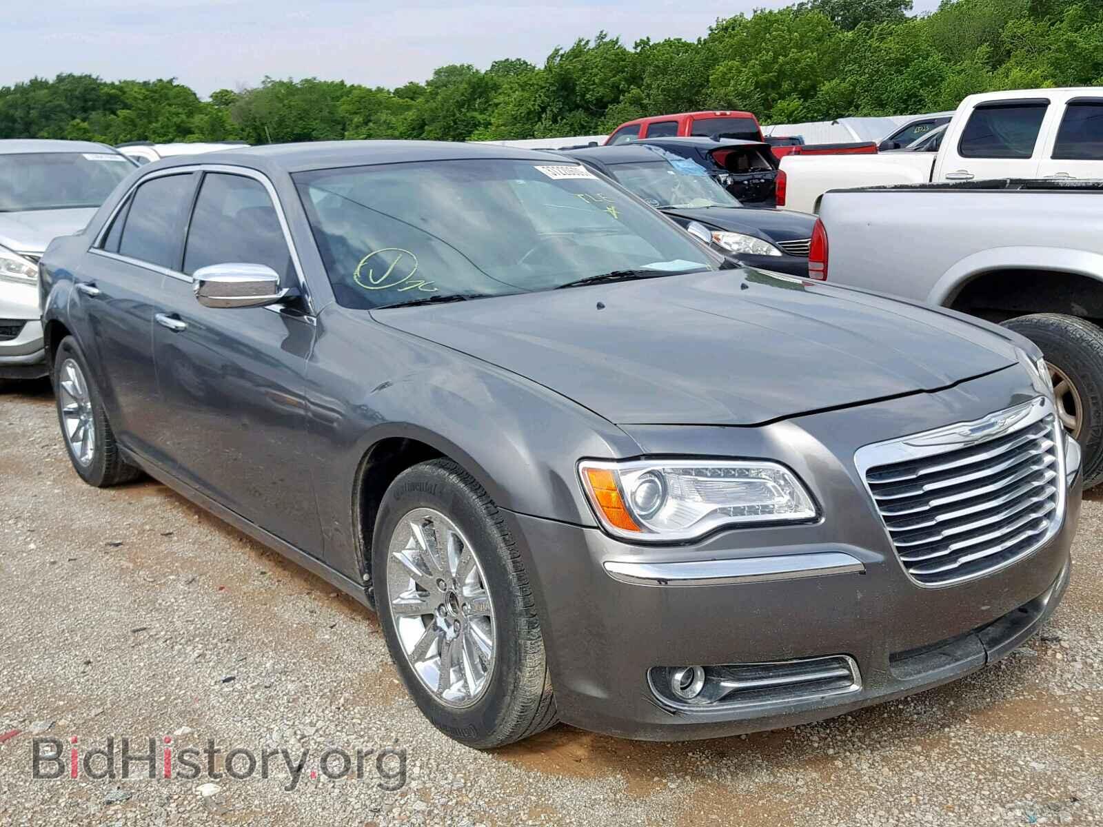 Фотография 2C3CCACG8CH223832 - CHRYSLER 300 2012