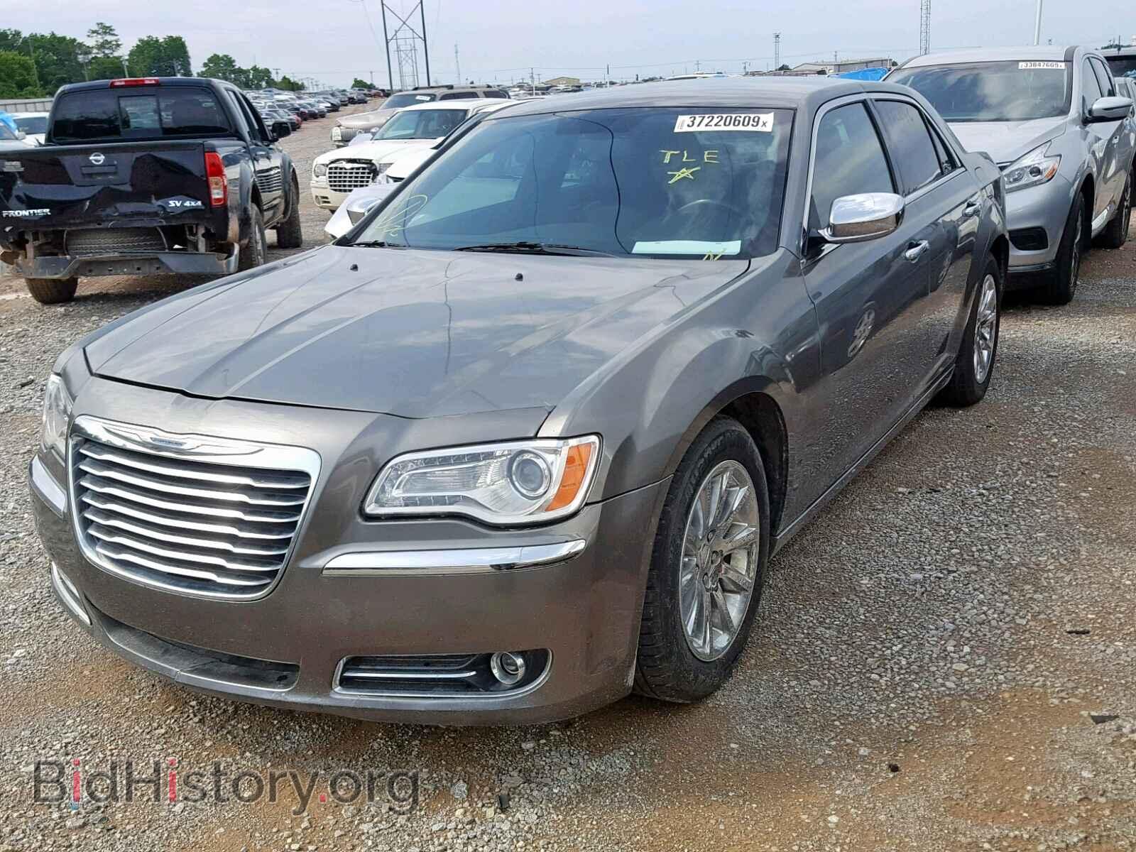 2012 CHRYSLER 300 - VIN: 2C3CCACG8CH223832 - Фото 2