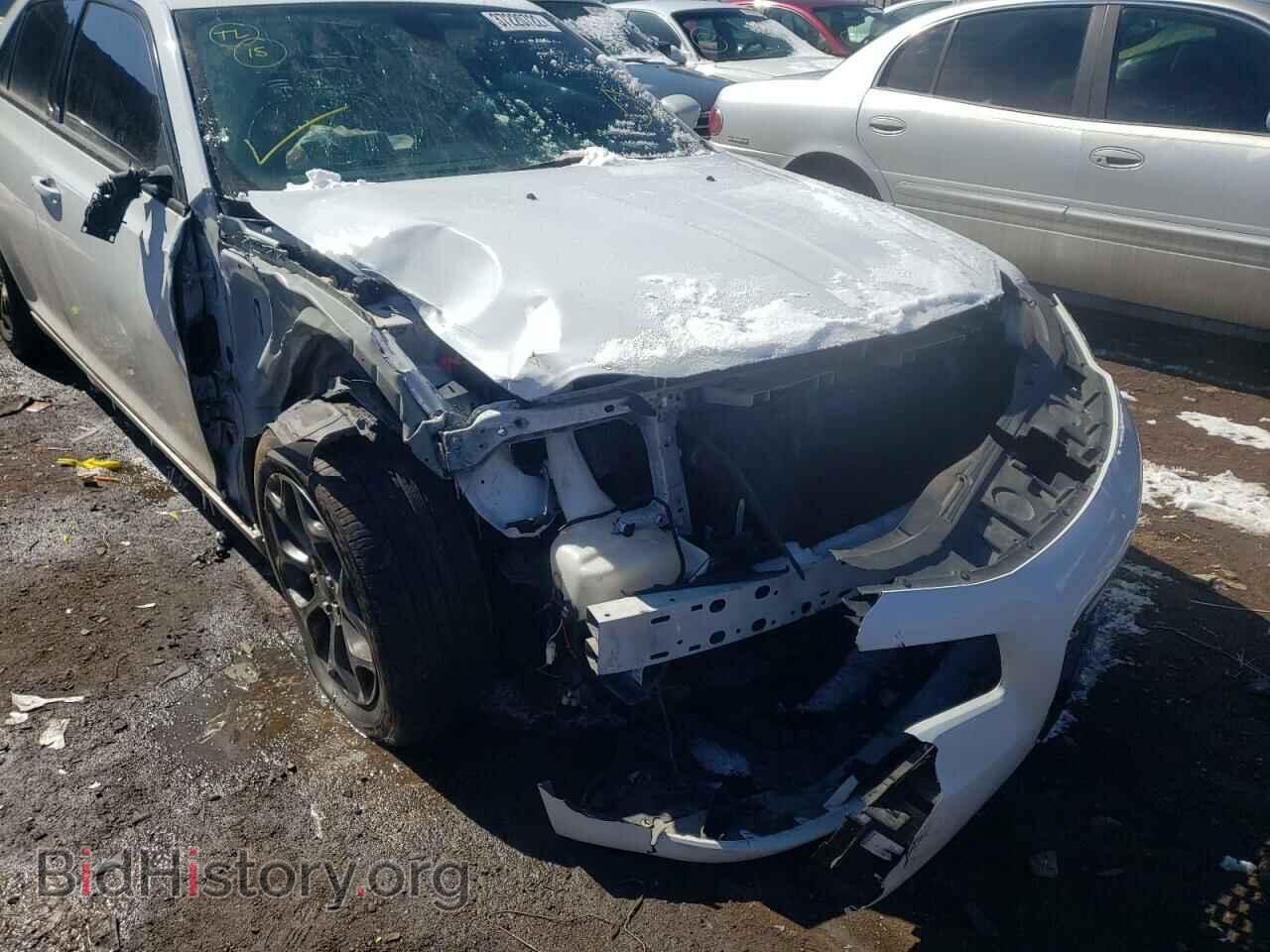 2018 CHRYSLER 300 - VIN: 2C3CCAGG7JH267599 - Фото 9