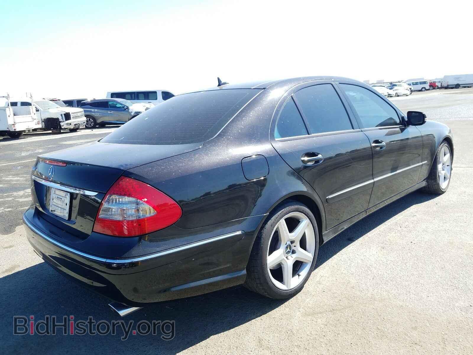 2007 MERCEDES-BENZ E CLASS - VIN: WDBUF56X67B056877 - Фото 4