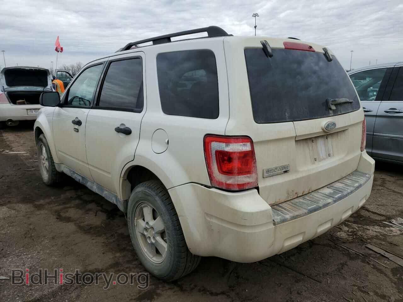 2009 FORD ESCAPE - VIN: 1FMCU03749KC99094 - Фото 2