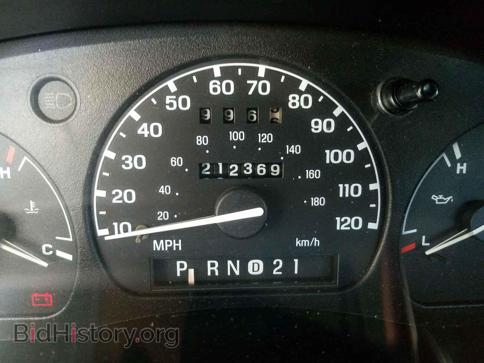 2000 MAZDA B2500 - VIN: 4F4YR12C4YTM32498 - Фото 8