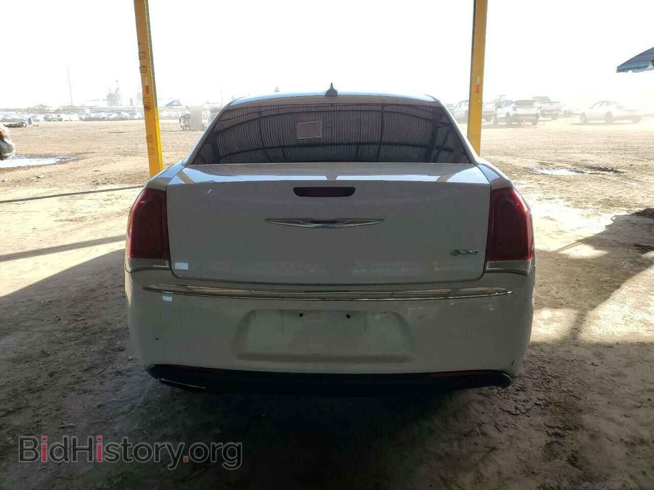2017 CHRYSLER 300 - VIN: 2C3CCAAGXHH521437 - Фото 6