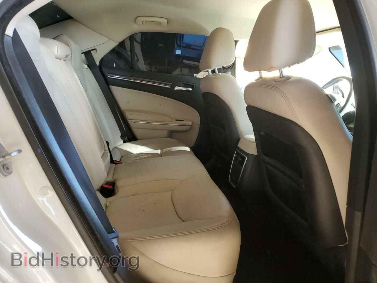 2017 CHRYSLER 300 - VIN: 2C3CCAAGXHH521437 - Фото 10