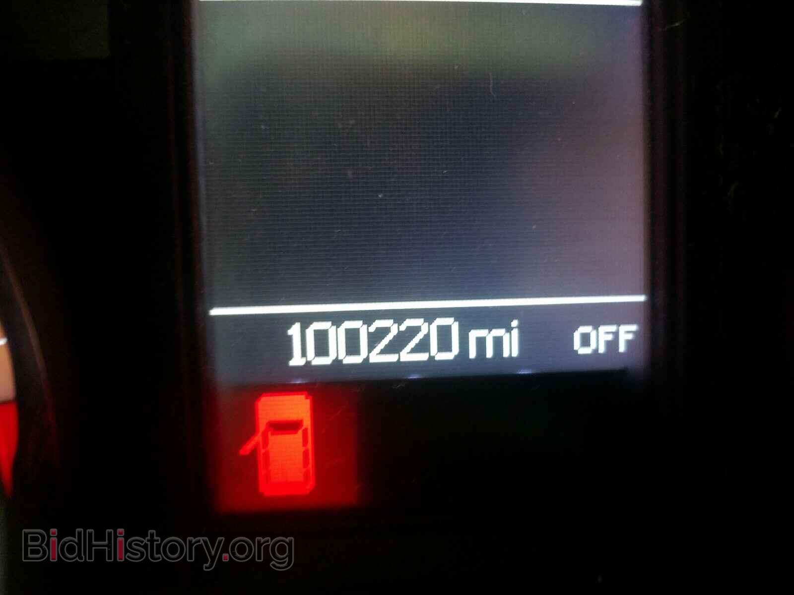 2011 DODGE CARAVAN - VIN: 2D4RN5DG2BR711594 - Photo 8