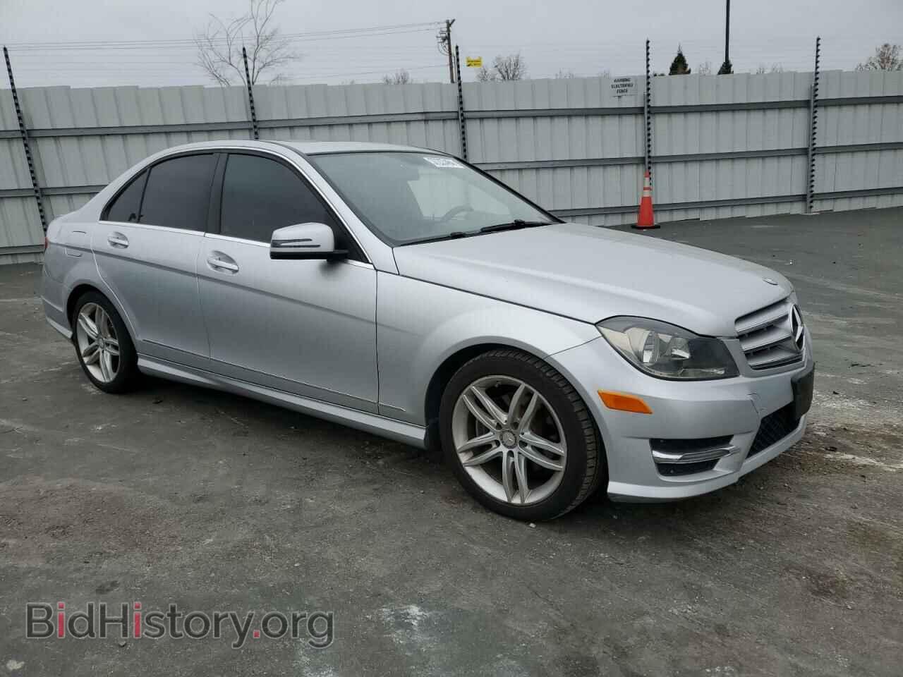 2013 MERCEDES-BENZ C-CLASS - VIN: WDDGF4HB6DA869542 - Фото 4