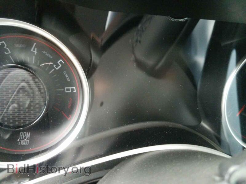 2019 Dodge CHALLENGER (VIN 2C3CDZAG8KH691184) — photo 8 of 10