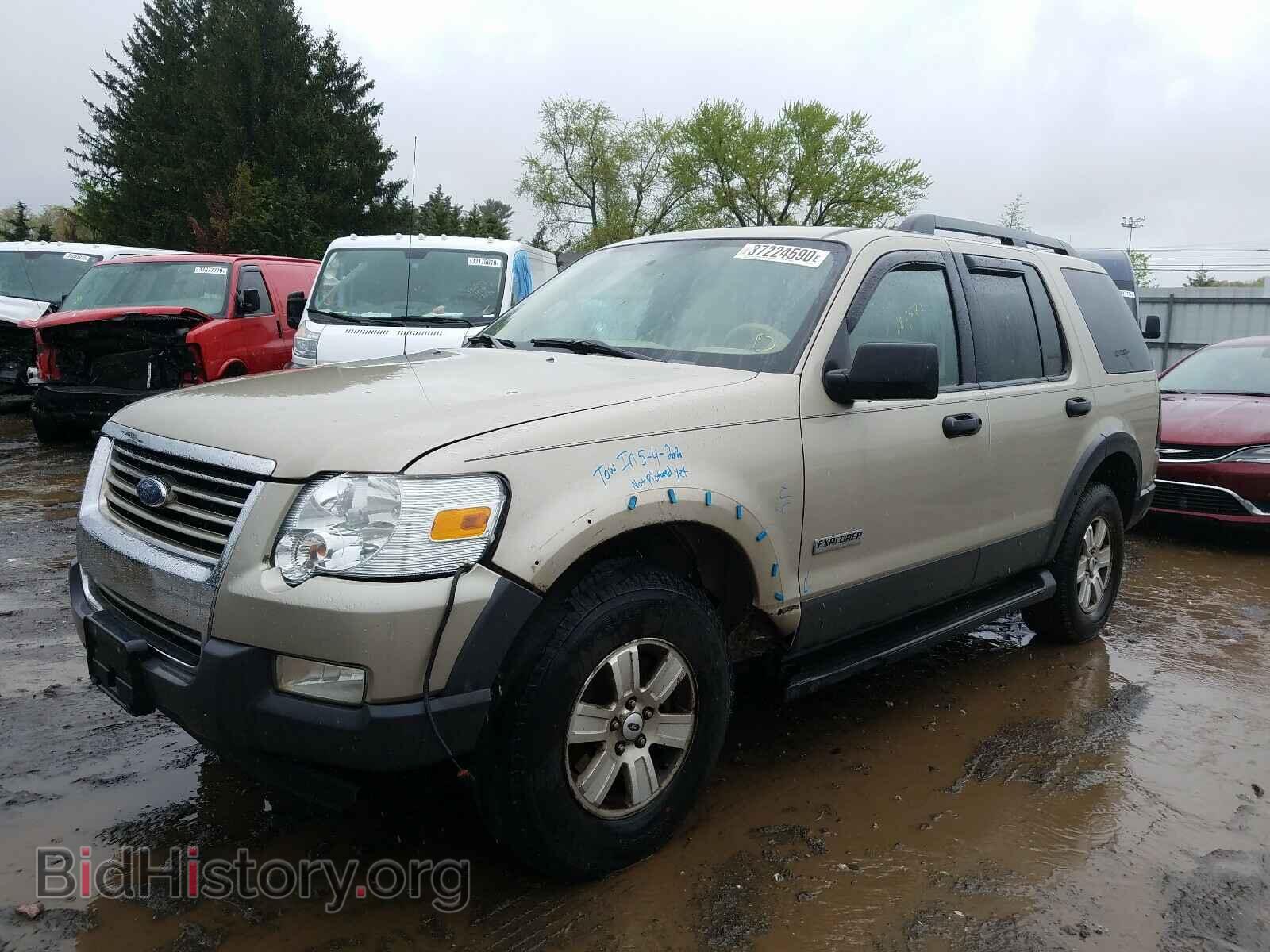 2006 FORD EXPLORER - VIN: 1FMEU73E56UB01834 - Фото 2