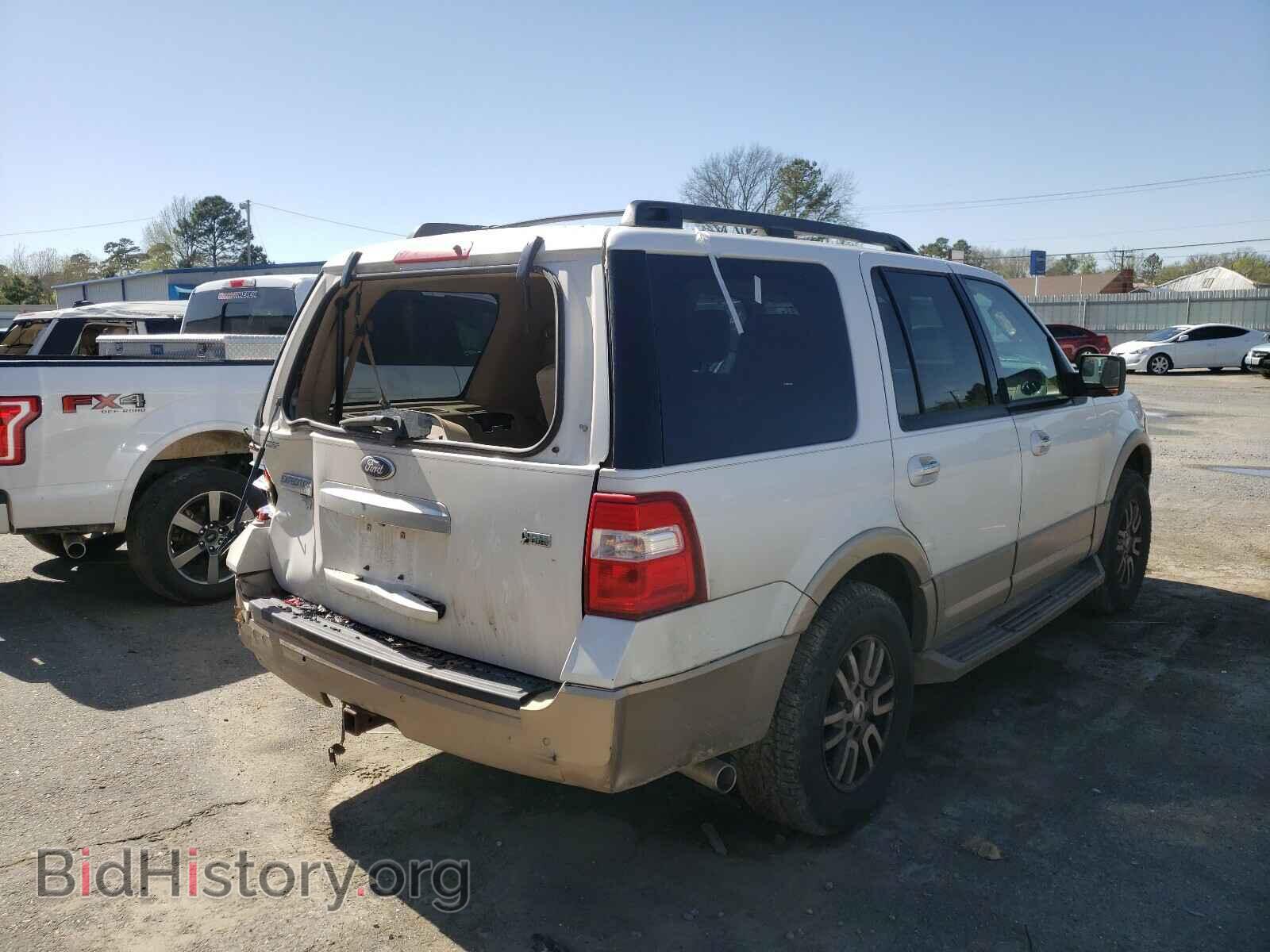 2011 FORD EXPEDITION - VIN: 1FMJU1H56BEF56913 - Фото 4