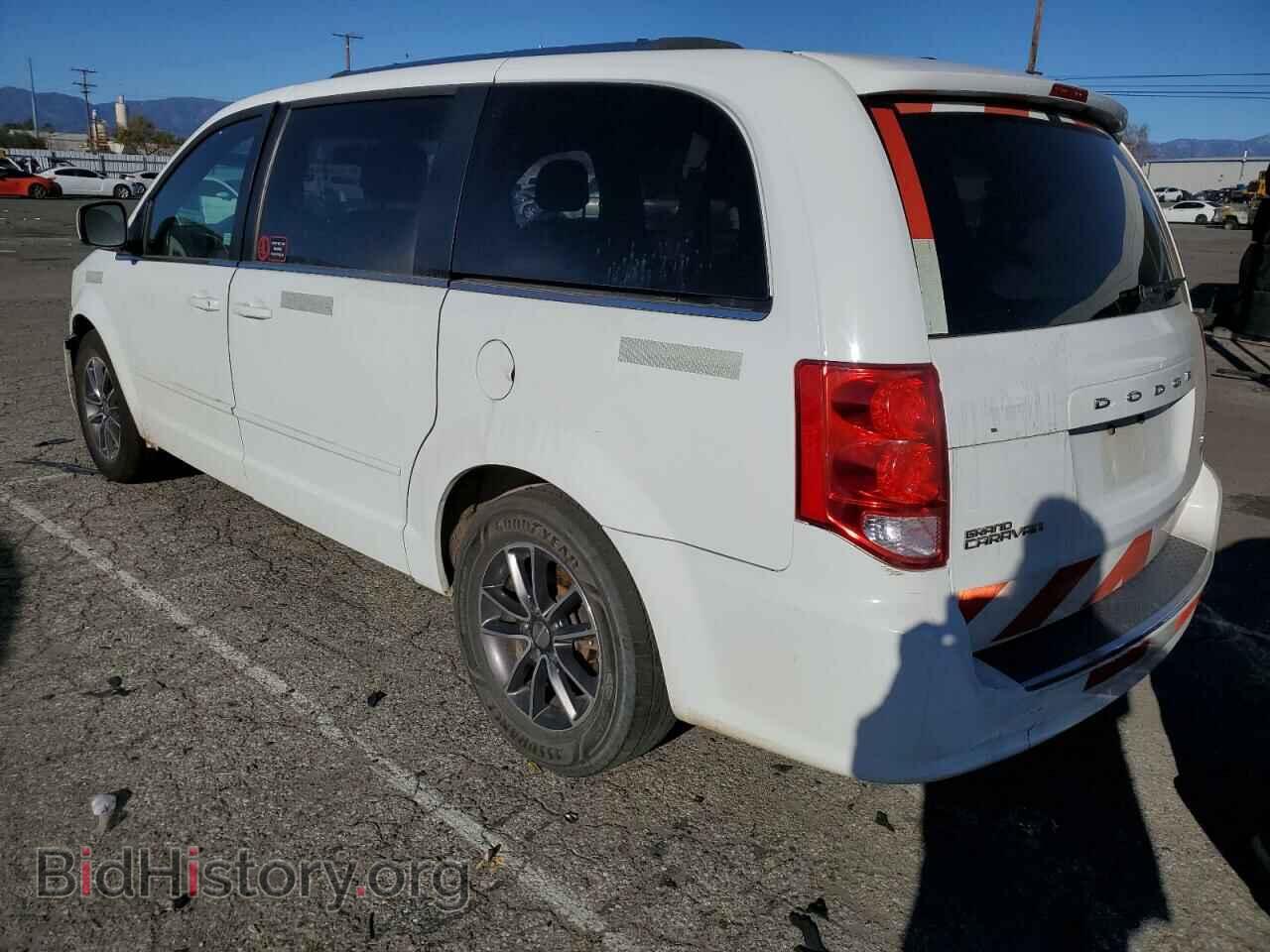 2017 DODGE CARAVAN - VIN: 2C4RDGCG4HR600387 - Фото 2