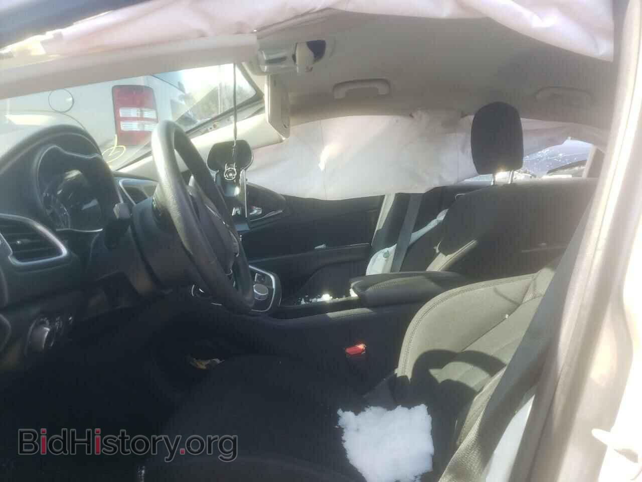 2016 CHRYSLER 200 - VIN: 1C3CCCAB7GN113225 - Фото 5