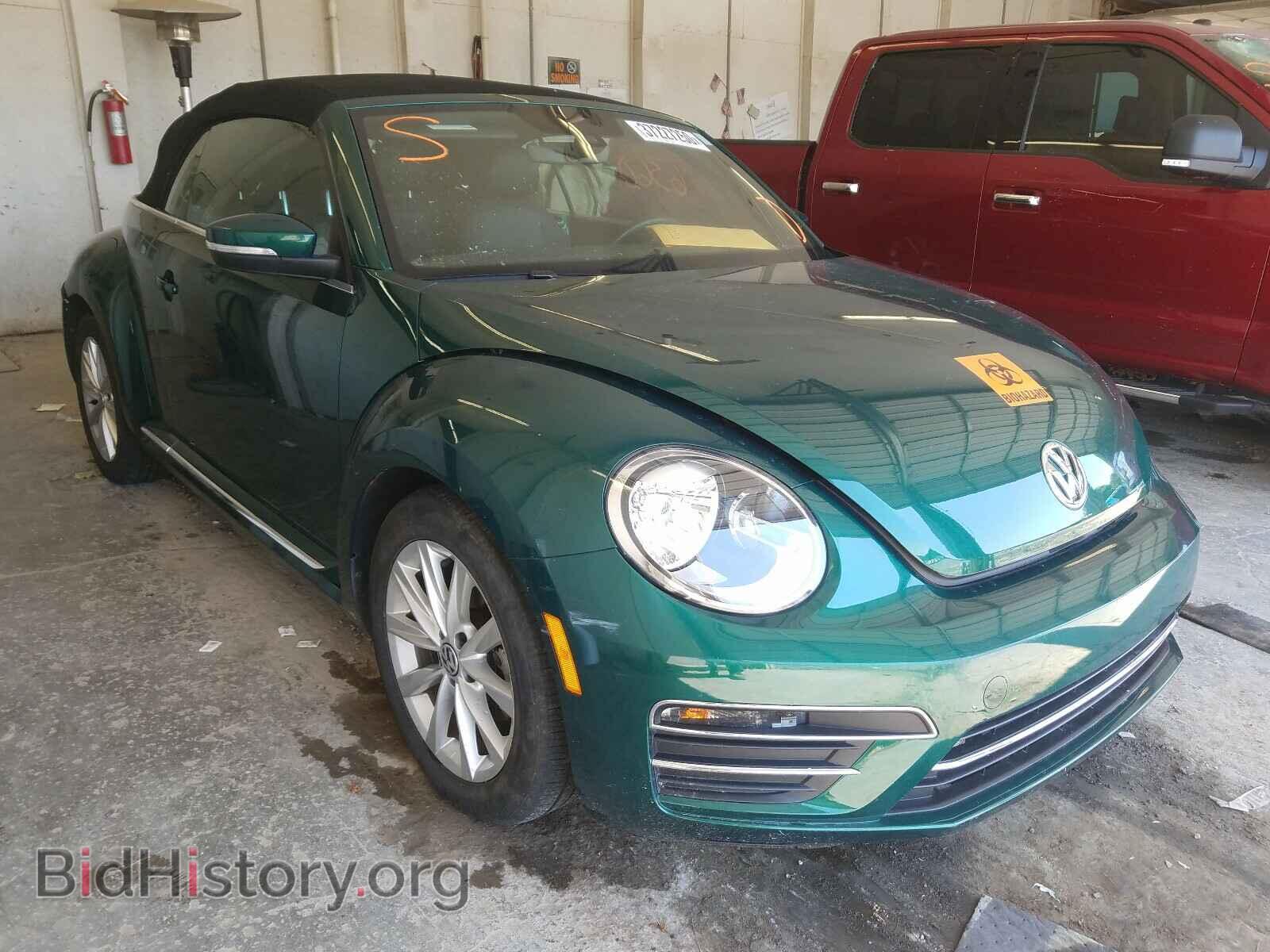Photo 3VW517AT5HM821699 - VOLKSWAGEN BEETLE 2017
