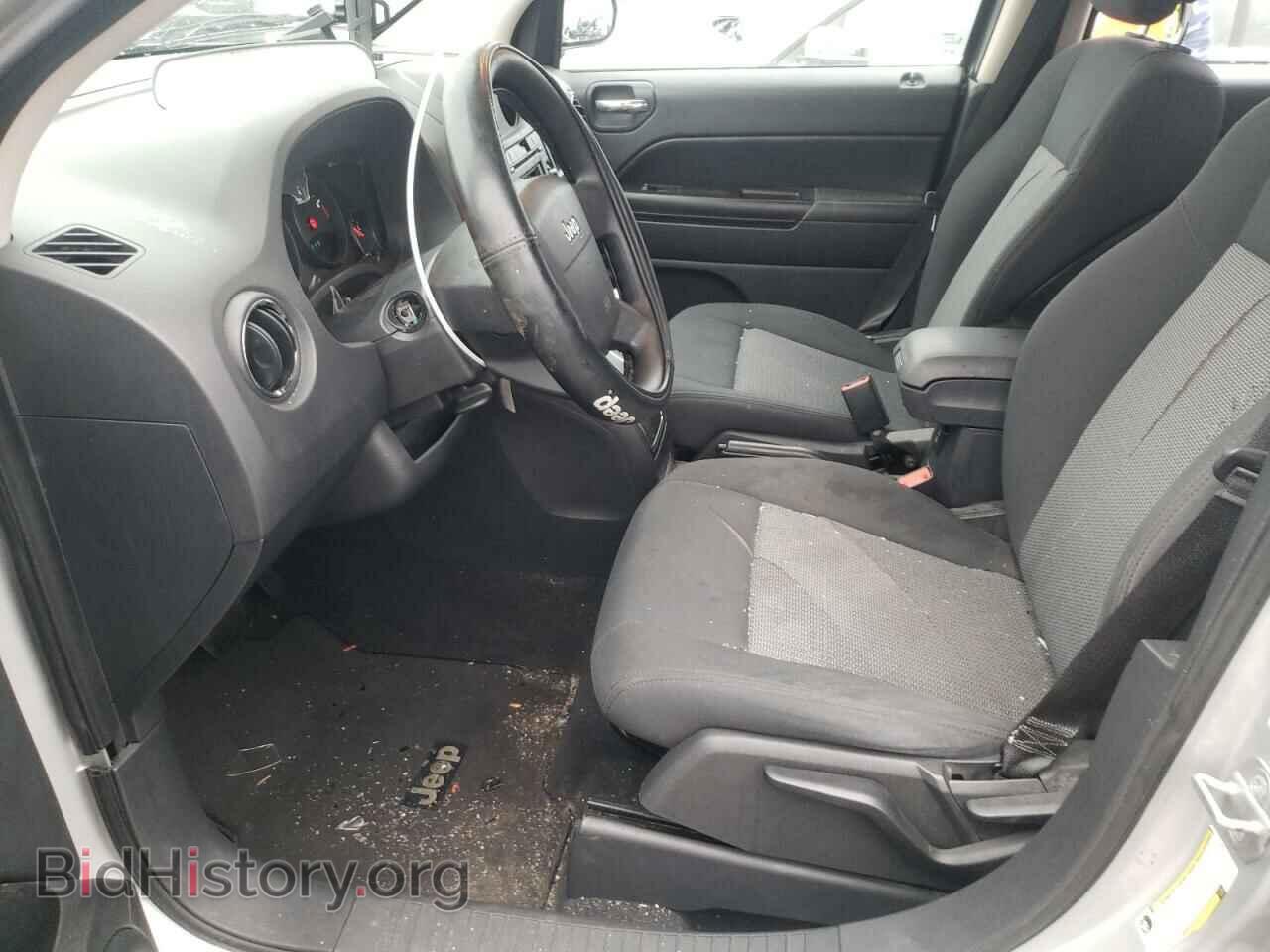 2010 JEEP COMPASS - VIN: 1J4NF4FB3AD523098 - Фото 7