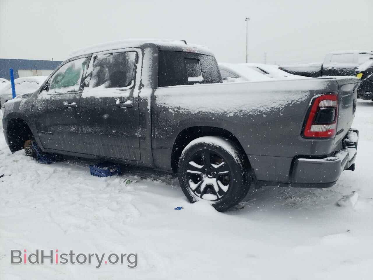 2020 RAM 1500 - VIN: 1C6RRFFG1LN288582 - Фото 2