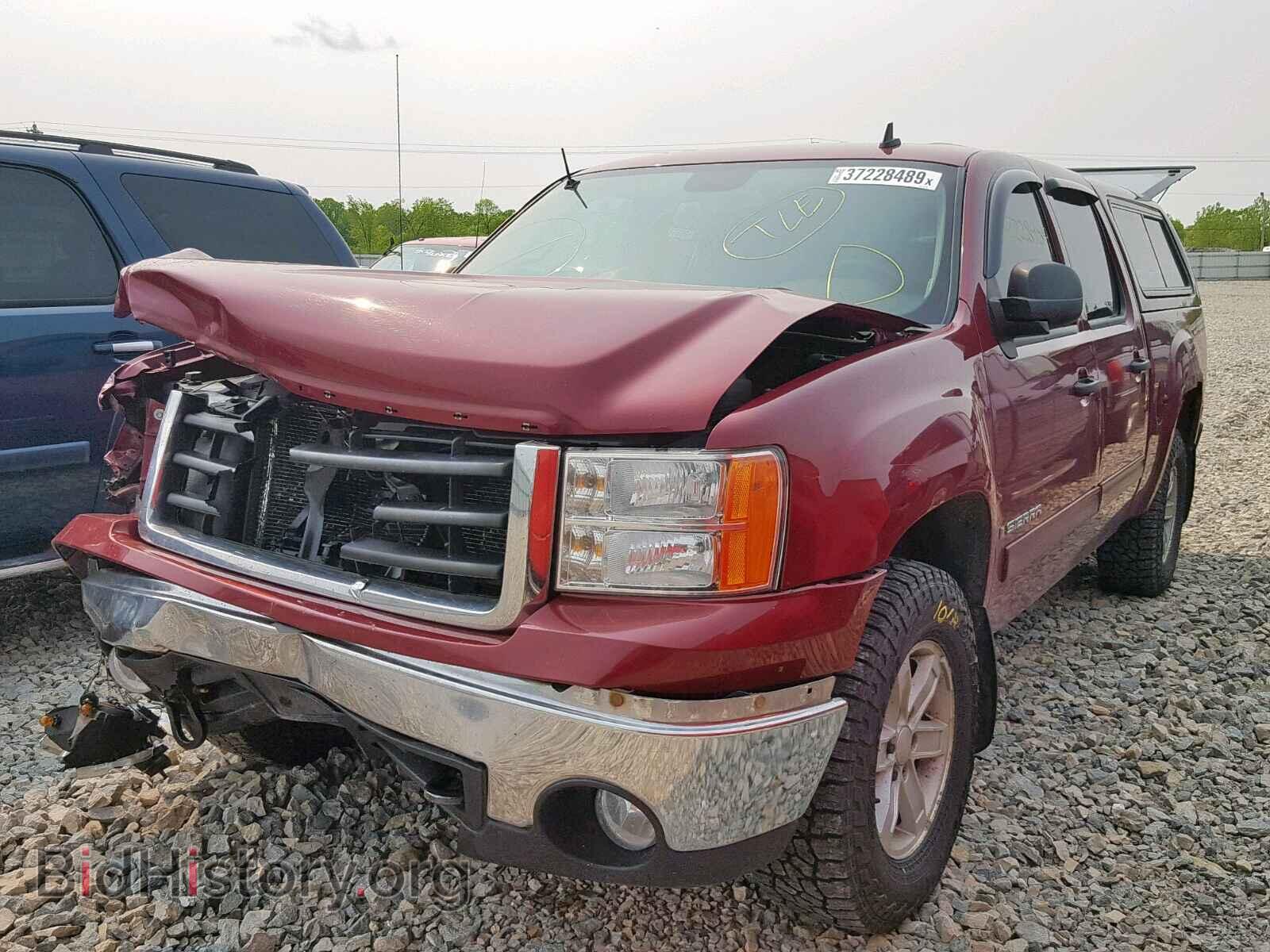 2007 GMC NEW SIERRA - VIN: 2GTEK13M571672526 - Фото 2