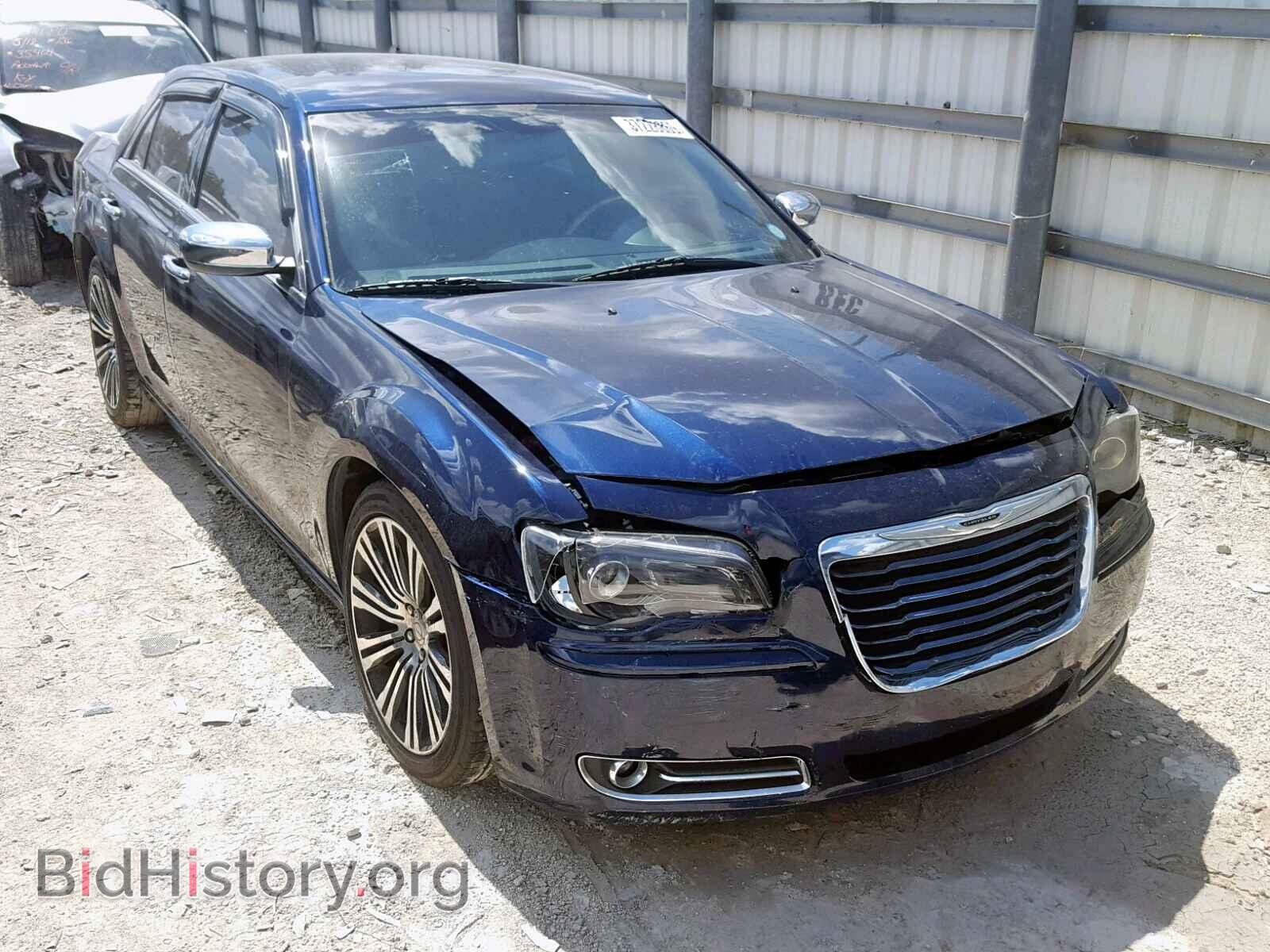 Фотография 2C3CCABG9EH119676 - CHRYSLER 300 2014