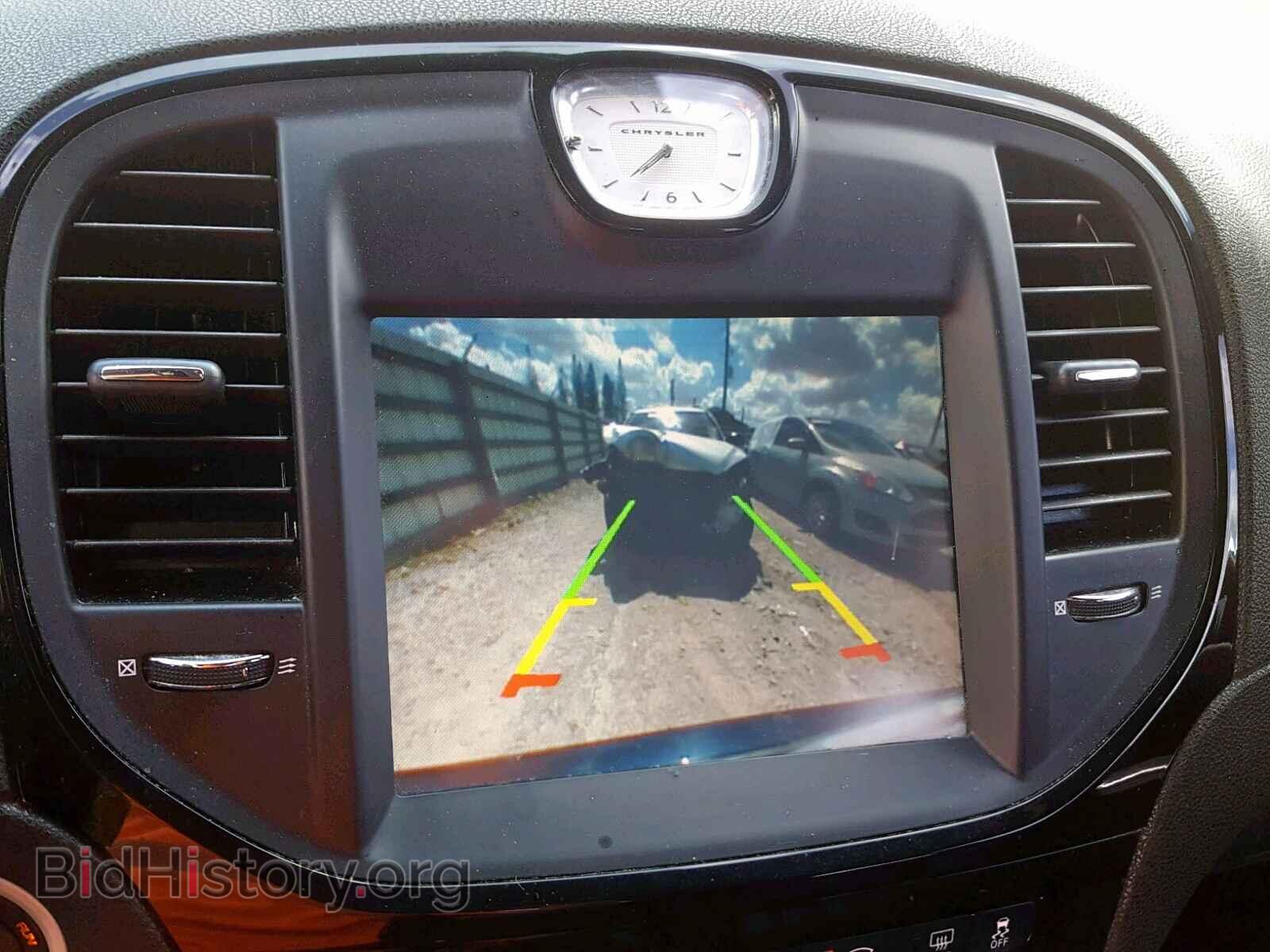 2014 CHRYSLER 300 - VIN: 2C3CCABG9EH119676 - Фото 9