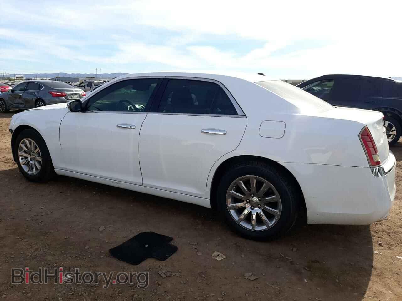 2012 CHRYSLER 300 - VIN: 2C3CCACG8CH212684 - Фото 2