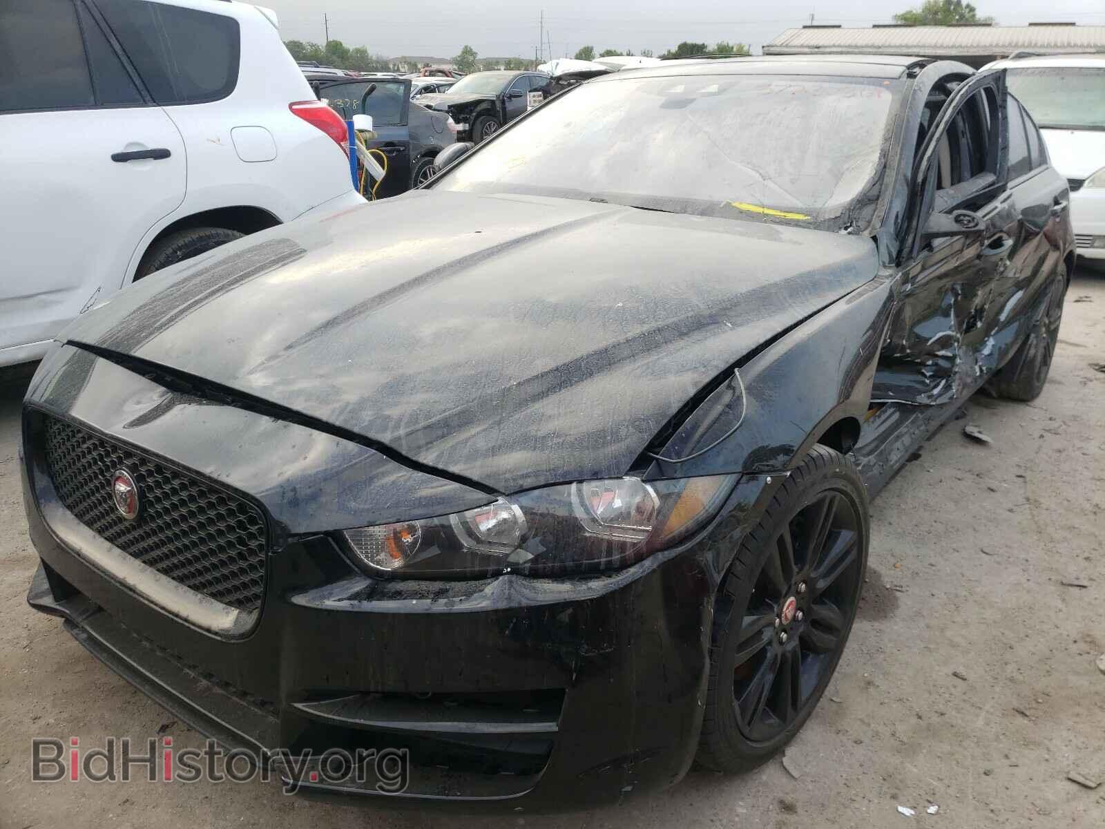 2017 JAGUAR XE - VIN: SAJAE4BG0HA957727 - Фото 2