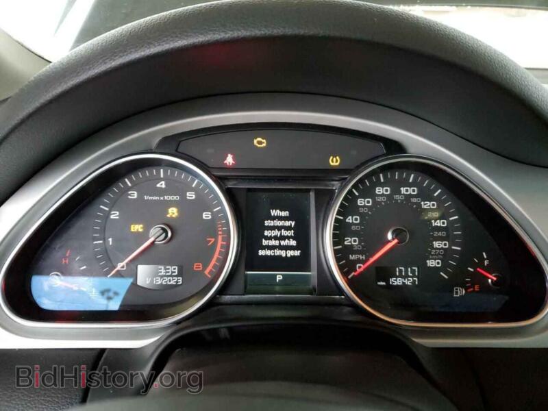 2012 Audi Q7 (VIN WA1DGAFE7CD005306) — фото 9 из 13