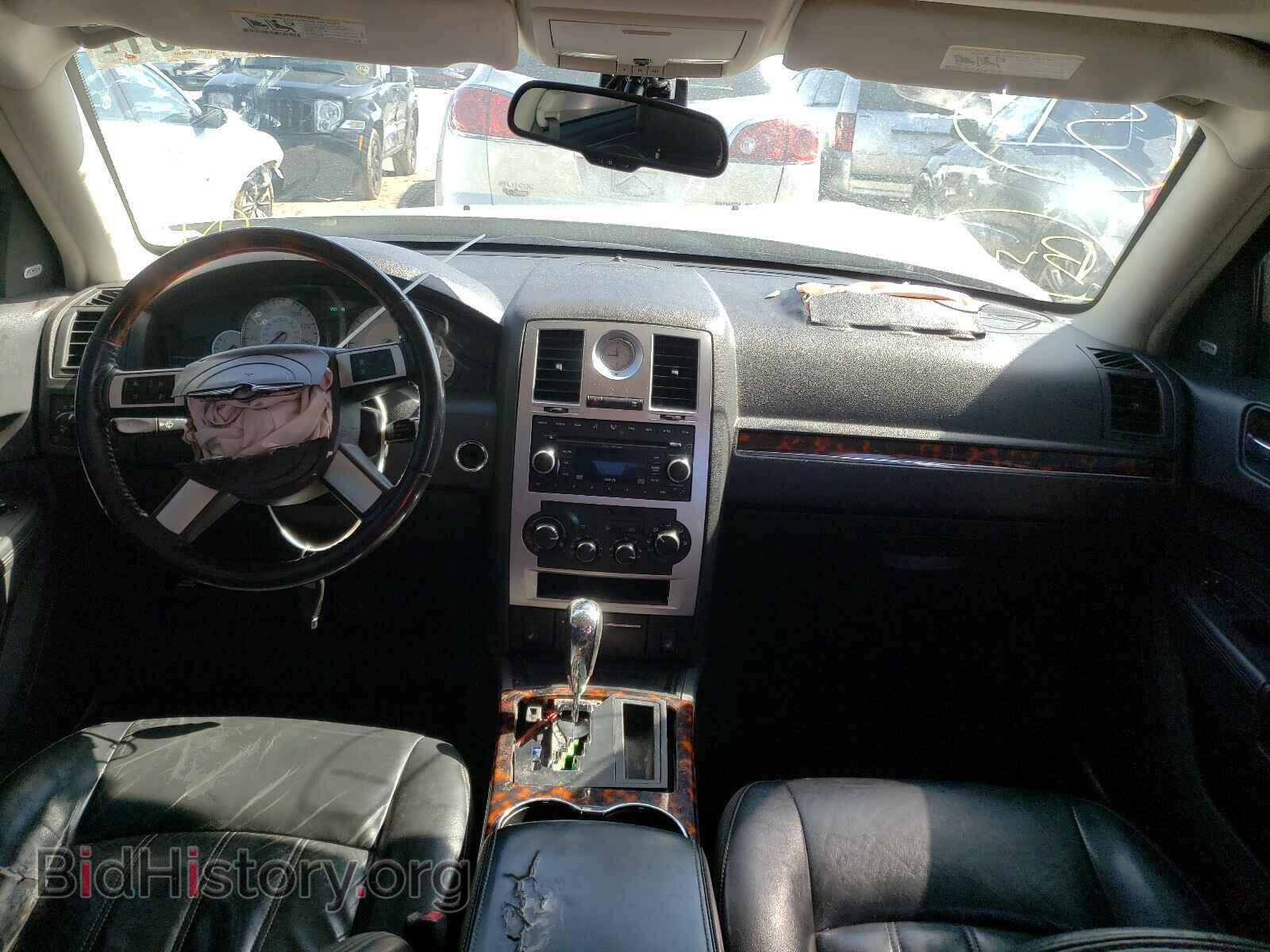 2008 CHRYSLER 300 - VIN: 2C3KA63H68H132170 - Фото 9