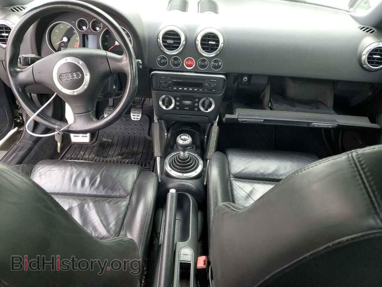 2005 AUDI TT - VIN: TRUWT28N051001136 - Photo 8