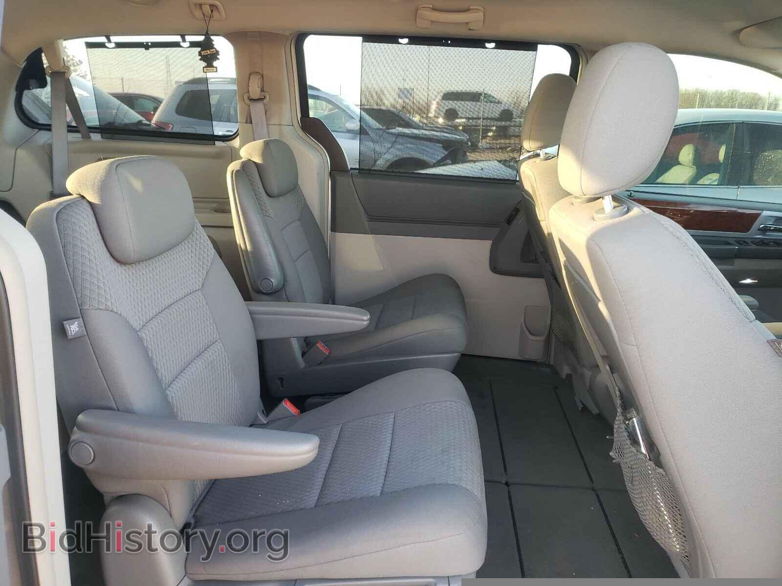 2009 CHRYSLER MINIVAN - VIN: 2A8HR54169R618654 - Фото 6