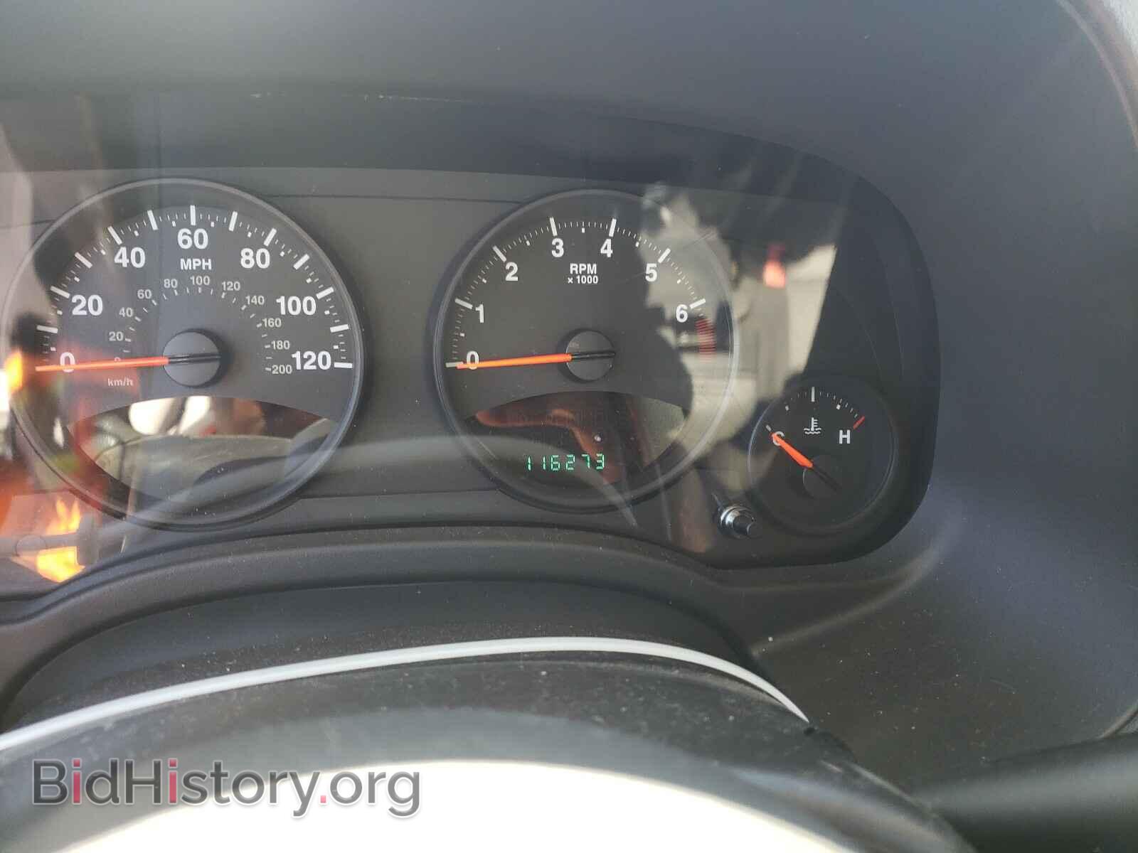 2011 JEEP COMPASS - VIN: 1J4NF1FB3BD206907 - Photo 8