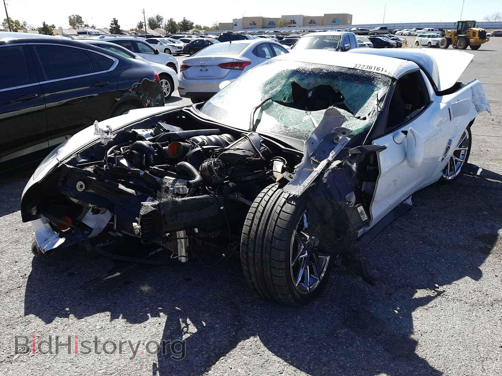 2011 CHEVROLET CORVETTE - VIN: 1G1YW2DW2B5111675 - Фото 2
