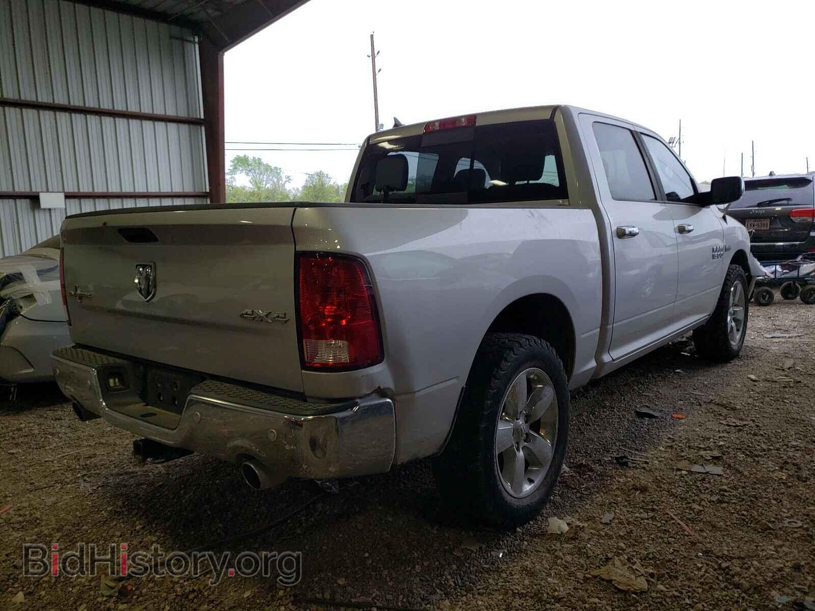 2017 RAM 1500 - VIN: 1C6RR7LT6HS518505 - Photo 4