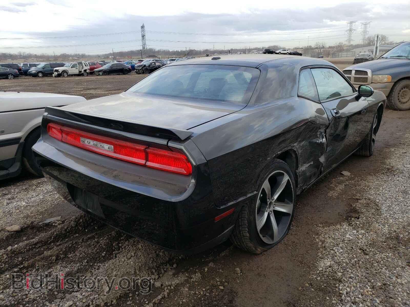 2010 DODGE CHALLENGER - VIN: 2B3CJ5DT3AH120336 - Photo 4