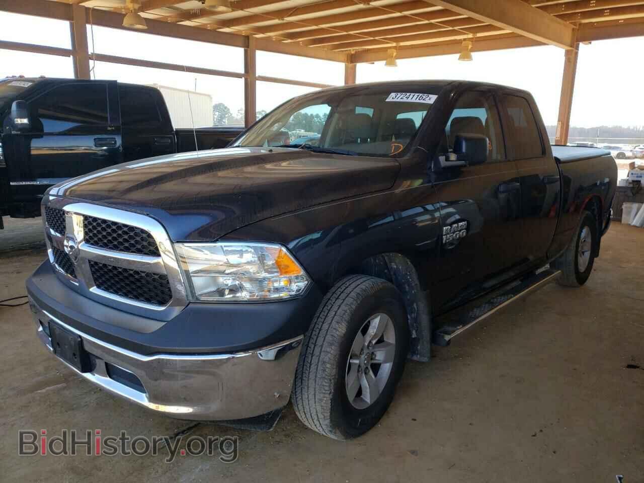 2018 RAM 1500 - VIN: 1C6RR6FG6JS202035 - Фото 2