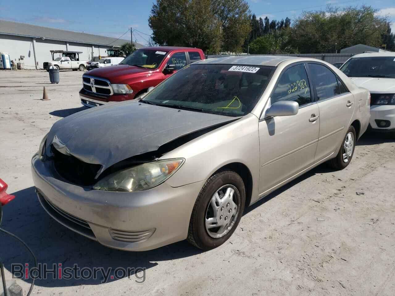 2006 TOYOTA CAMRY - VIN: 4T1BE32K26U725154 - Фото 2
