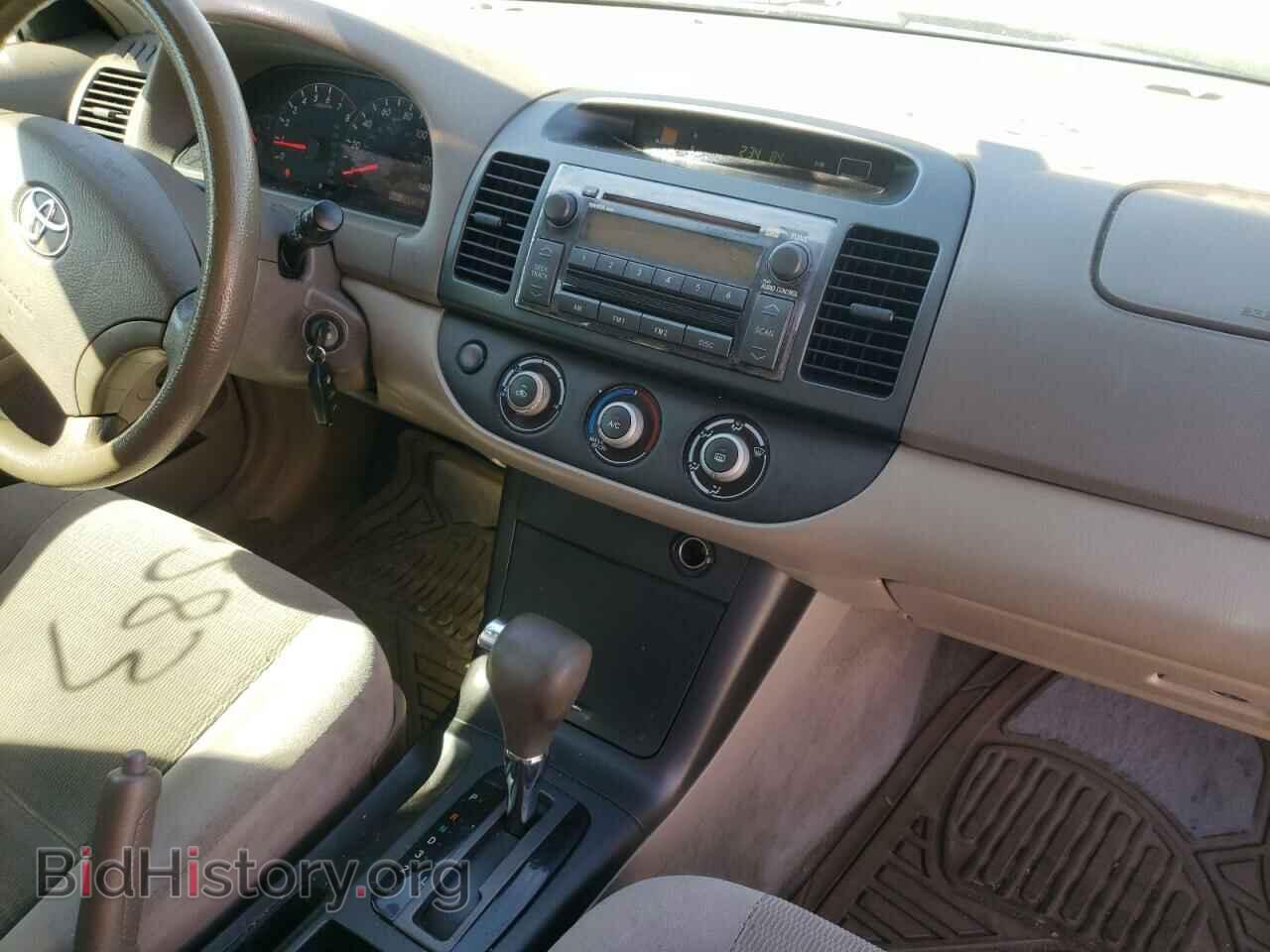 2006 TOYOTA CAMRY - VIN: 4T1BE32K26U725154 - Фото 9