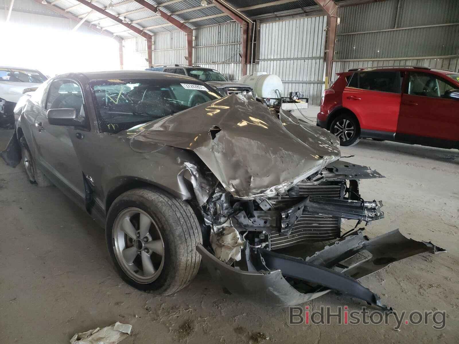 Photo 1ZVHT80N295102756 - FORD MUSTANG 2009