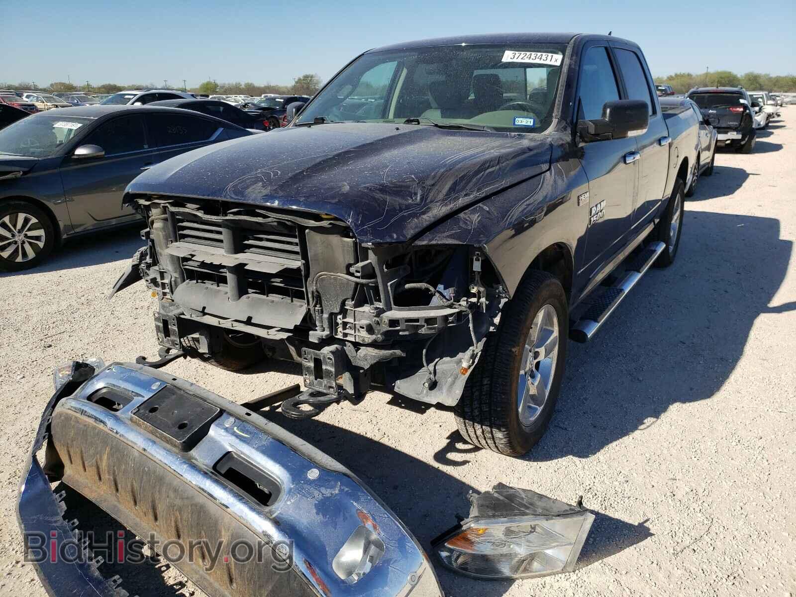 2017 RAM 1500 - VIN: 1C6RR7LT2HS566213 - Photo 2