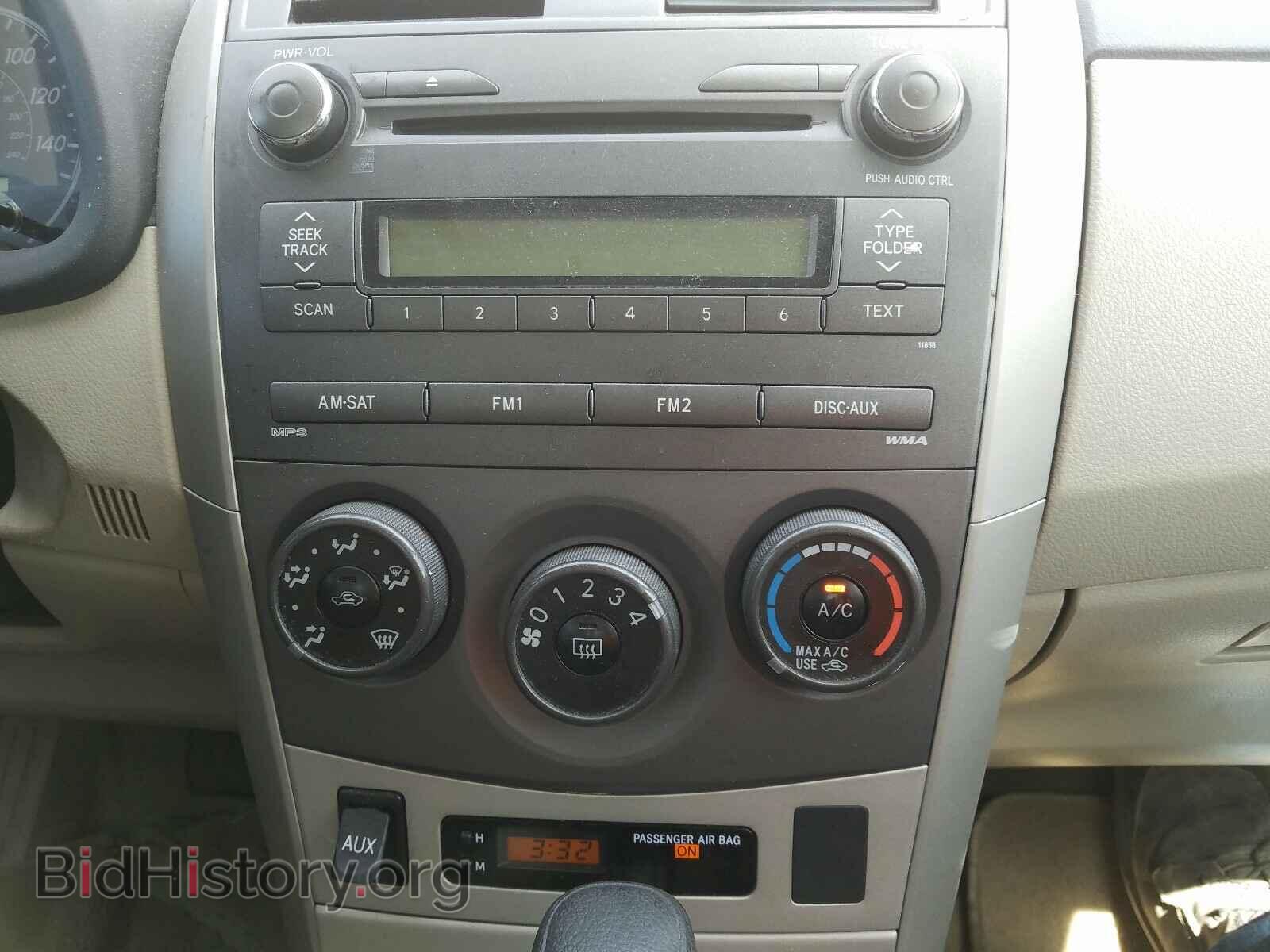 2011 TOYOTA COROLLA - VIN: 2T1BU4EE3BC585142 - Photo 9