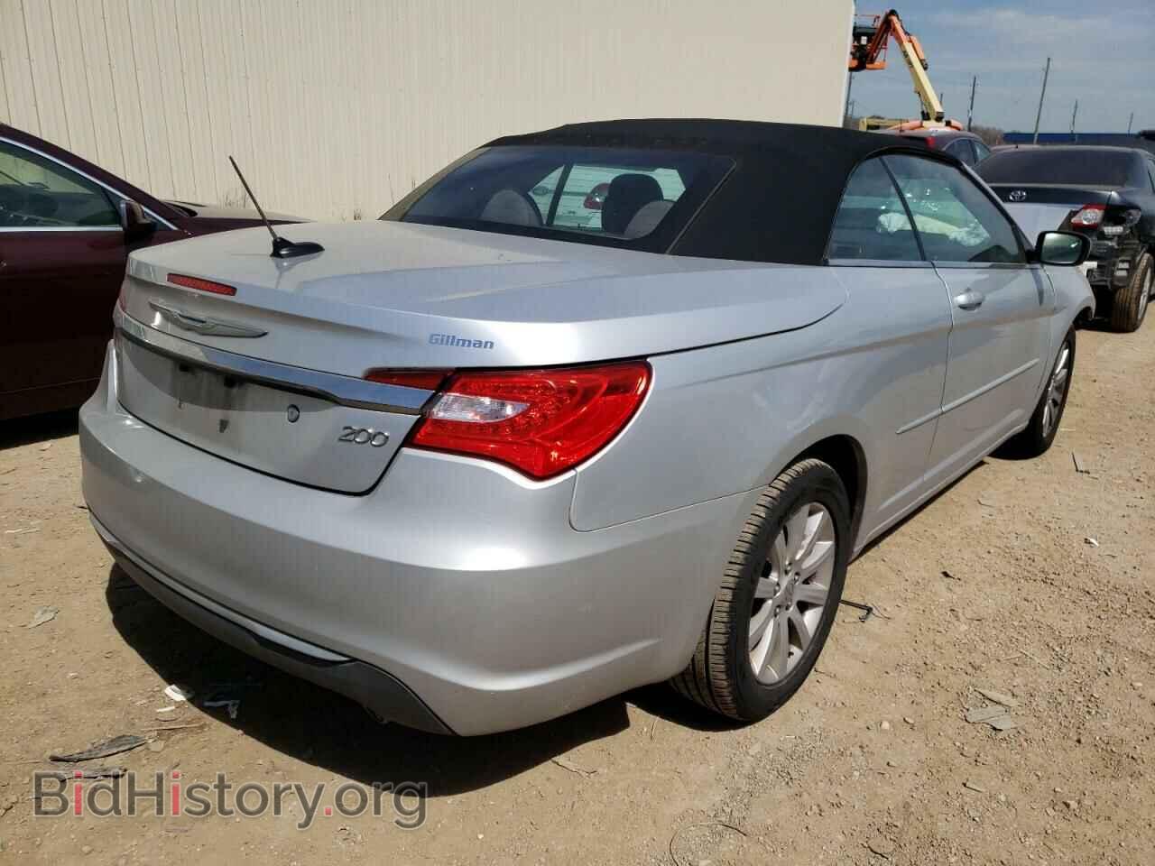 2012 CHRYSLER 200 - VIN: 1C3BCBEG5CN261573 - Фото 4