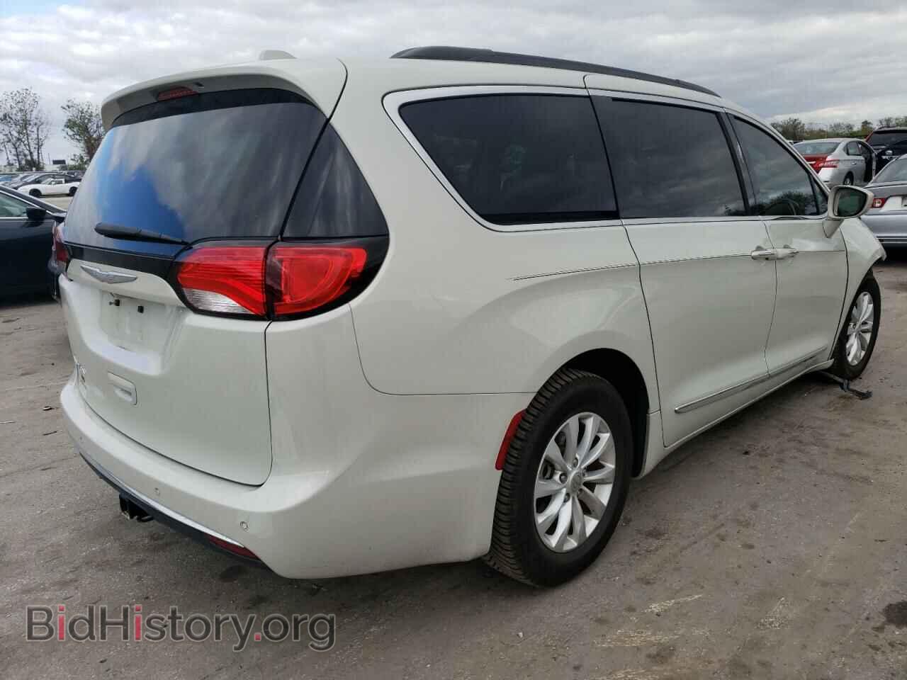 2017 CHRYSLER PACIFICA - VIN: 2C4RC1BG5HR703948 - Фото 3