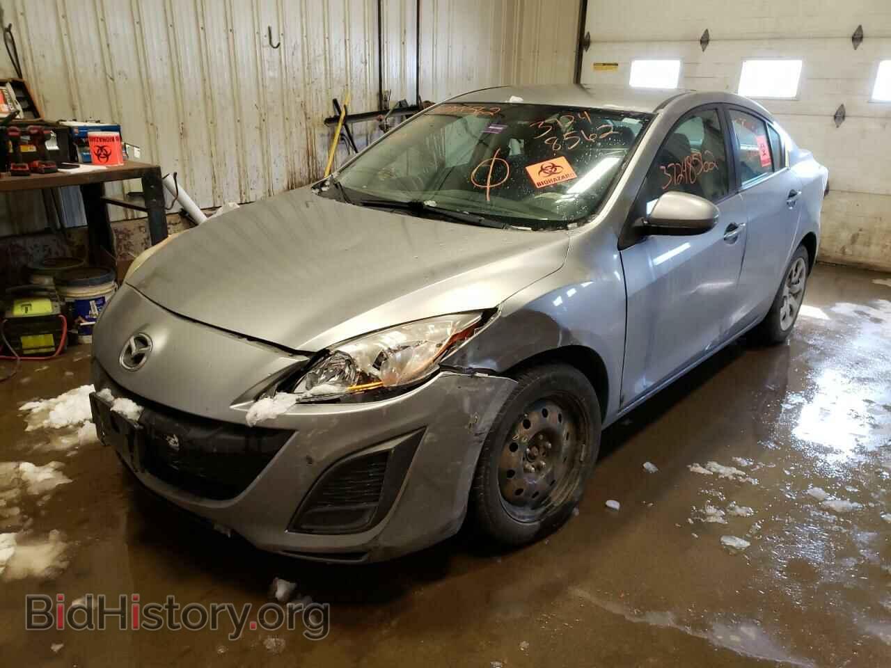 2011 MAZDA 3 - VIN: JM1BL1UF2B1409361 - Фото 2